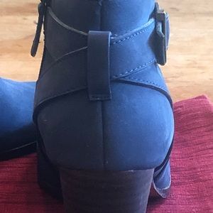 Women’s Navy Blue Boots
